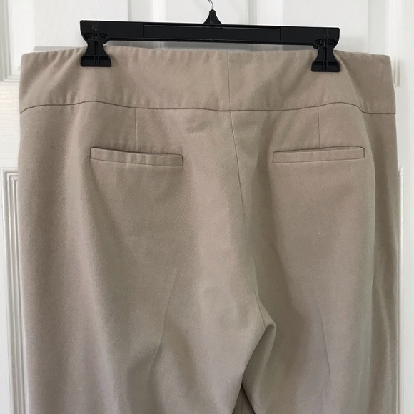 🍄 Kenneth Cole Ladies slacks. Size 14 Short - Picture 6 of 8